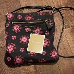 Michael Kors Crossbody Bag